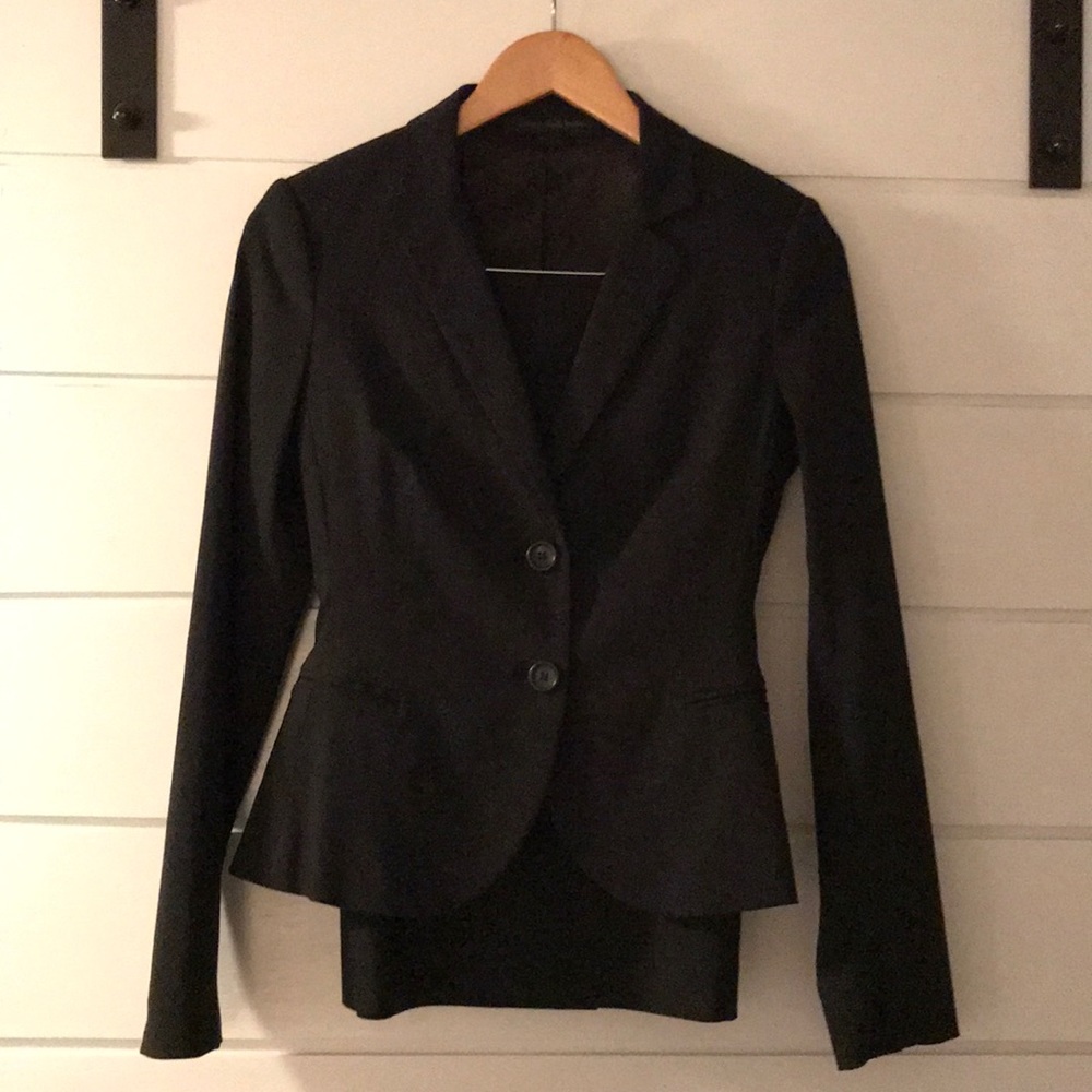 Espress suit - blazer/skirt combo